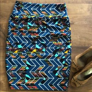 LuLaRoe Cassie skirt